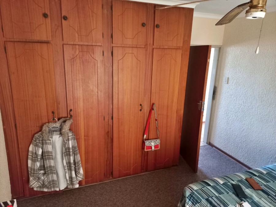 2 Bedroom Property for Sale in Potchefstroom North West